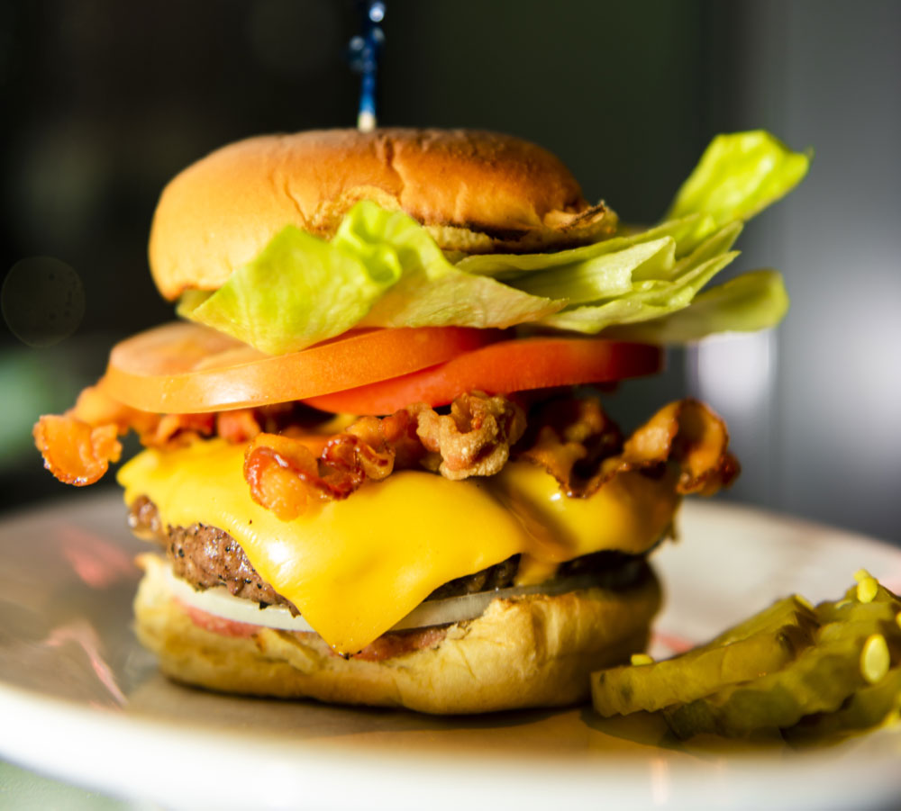 https://www.hopsscotchandgrub.com/wp-content/uploads/2021/01/bistroburger-1.jpg